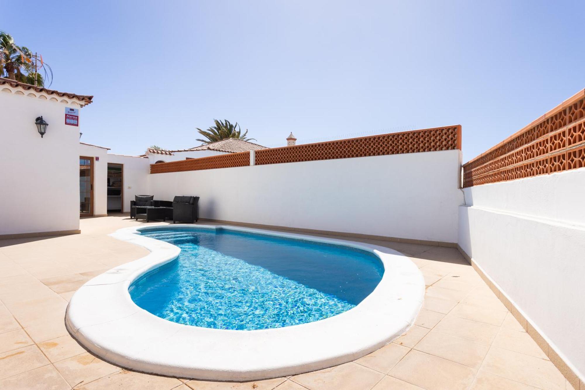 サンミゲル・デ・アボナ Casa Bransford, Excellent, Sunny House With Private Heated Poolヴィラ エクステリア 写真