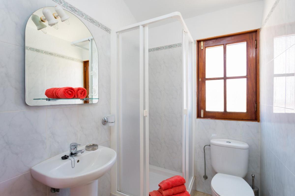 サンミゲル・デ・アボナ Casa Bransford, Excellent, Sunny House With Private Heated Poolヴィラ エクステリア 写真